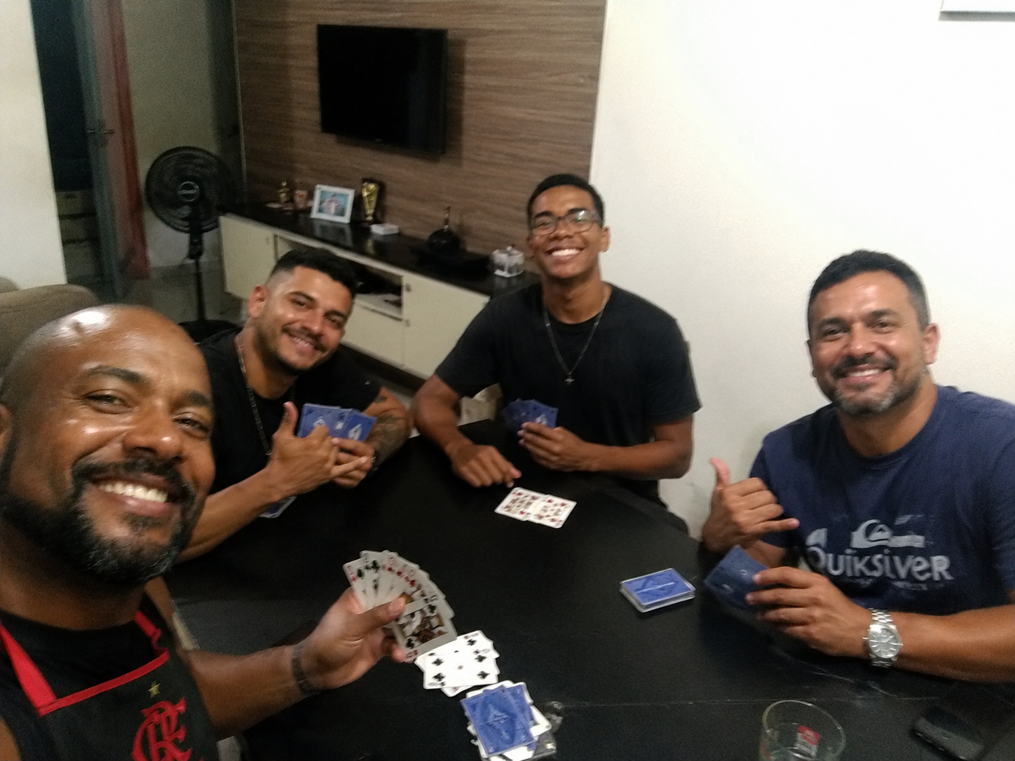 Noite de baralho em família
